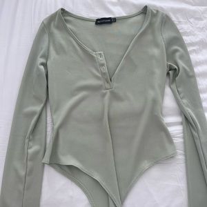 Pretty Little Thing long sleeve bodysuit